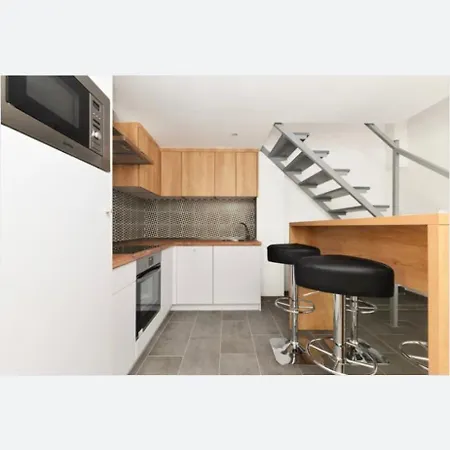 Downtown 5 Bedrooms 4 Bathrooms Raday Stretches Apartmán