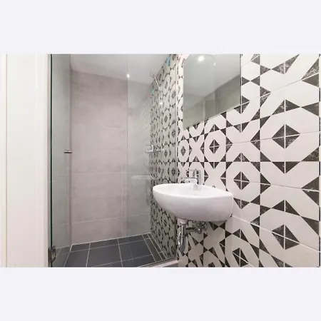 Apartmán Downtown 5 Bedrooms 4 Bathrooms Raday Stretches Budapešť